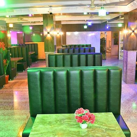 אג'מר Ganpati Plaza Hotel מראה חיצוני תמונה